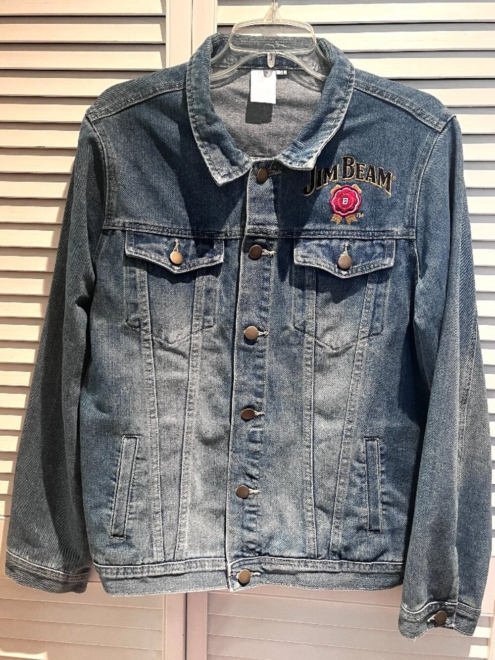 Jim Beam Kentucky Bourbon Whiskey Logo Denim Trucker Jacket M Blue Jean Button